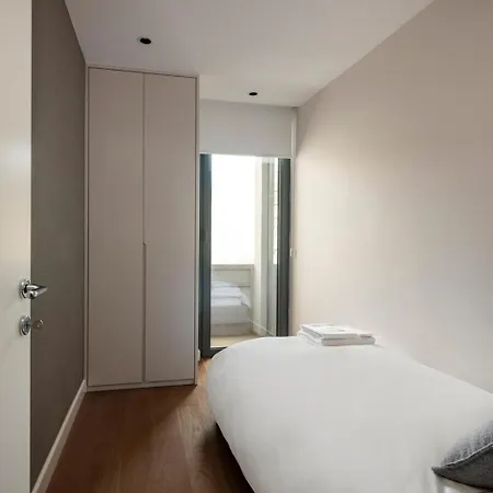 Gorgeous Bright Modern 2bed2bath Home! #69 *