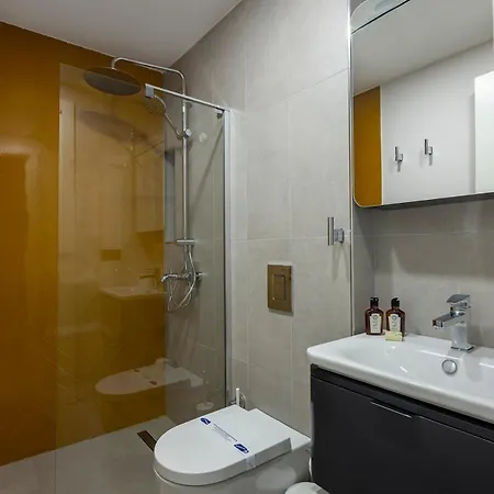 Apartment Gorgeous Bright Modern 2bed2bath Home! #69 *