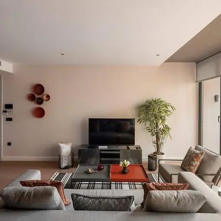 Gorgeous Bright Modern 2bed2bath Home! #69 *